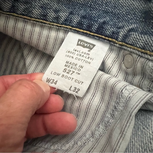 Vintage 2007 Levi’s 527 Low Bootcut Light Wash Distressed Jeans Mexico 34 X 32 - Picture 8 of 10